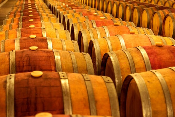 8 Hour Ontario Wine Tour with Cheese and Charcuterie - How the 45-minute winery tastings keep the day fun