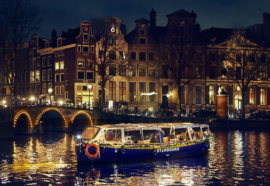Amsterdam: Evening Candle Light Cruise With Wine & Cheese - Should you book this Amsterdam candlelight cruise?