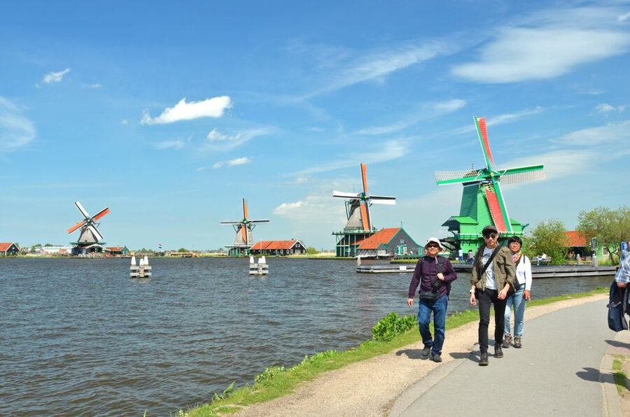 Amsterdam: Guided Zaanse Schans, Windmills & Cheese Tour - Key Highlights You’ll Feel Immediately