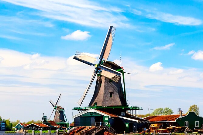 Amsterdam: Windmills, Cheese and Volendam Tour with Video Guide - Key highlights at a glance