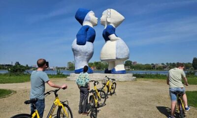 Amsterdam: Zaanse Schans E-Bike Tour with Windmills & Cheese - Yellow Bike and the Start Near Amsterdam Centraal