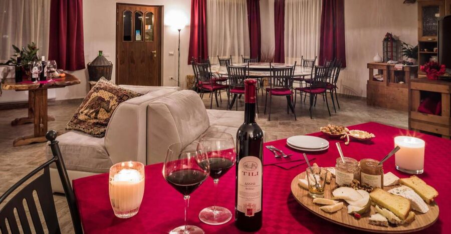 Assisi: Organic Wine and Cheese Tasting - Key things you’ll notice right away
