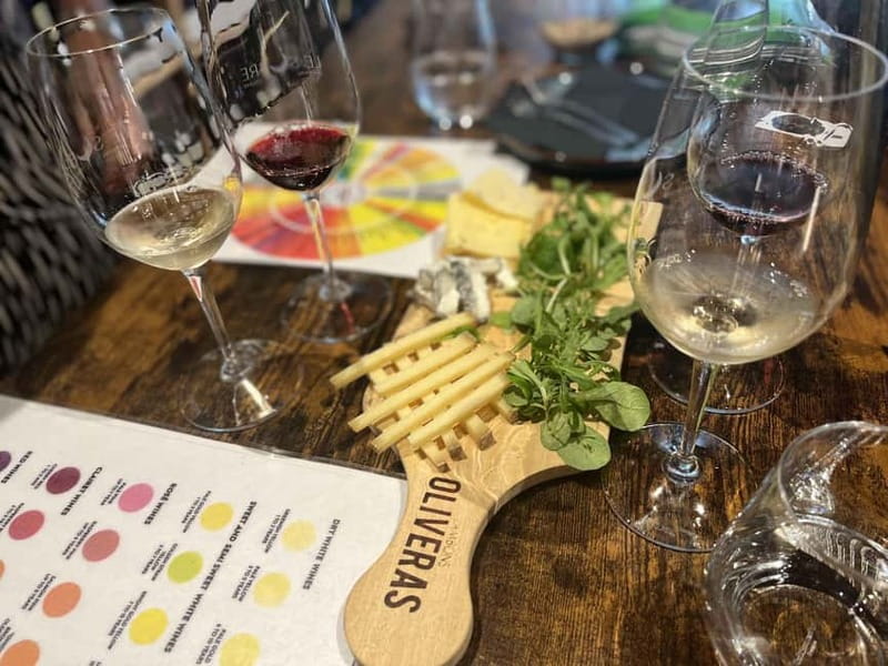 Blind Tasting: 4 Bordeaux Natural Wine + Cheese experience - Meeting Saint Michel and stepping into a blind-tasting mindset