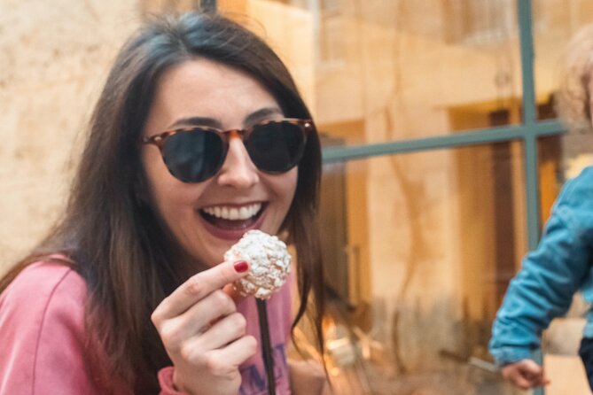 Bordeaux Food Tour : Sweets, Cheese & Wine pairing workshop - The tasting highlight: sweets, then the cheese and wine pairing workshop