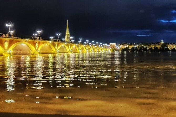 Bordeaux Night Walk Ending with Delicious wine & cheese Tasting - Place de la Victoire’s column and Porte Cailhau’s 300-year gate