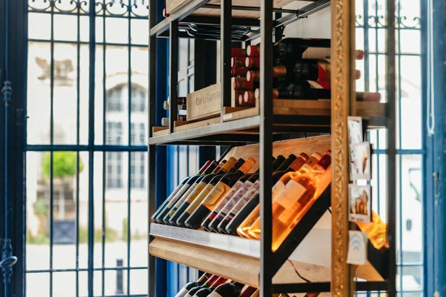 Bordeaux: Wine Masterclass with Cheese and Charcuterie Board - Who should book this Bordeaux masterclass (and who shouldn’t)