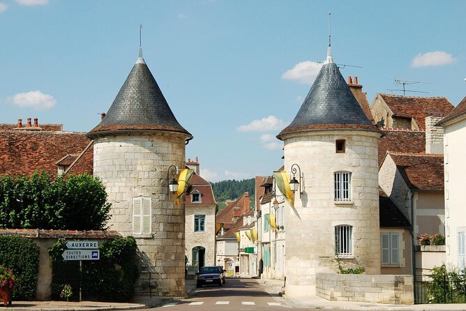 Burgundy Wine & Cheese Tasting Private Day Trip 15 glasses - Quick hits before you go