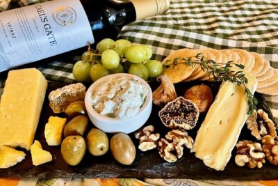 Cael’s Gate Wine and Cheese Tasting in Hunter Valley - Where you’ll taste: Balcony, patio, or the contemporary cellar door