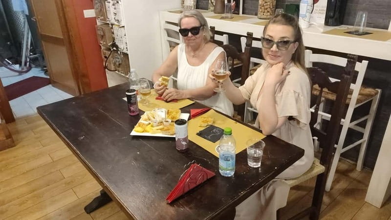 Cagliari: Private artisan beer and cheese tasting - Practical tips to make the tasting go smoothly