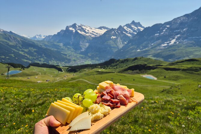 Cheese and chocolate on mountain summit - Key highlights at a glance