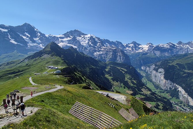 Cheese and chocolate on mountain summit - What’s actually served: five cheeses, cold cuts, bread, jam, Swiss chocolate