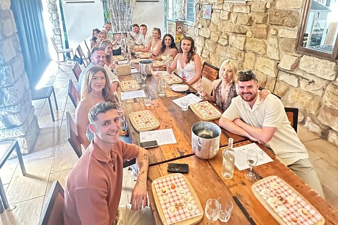 Cheese and Wine Tasting Experience in Pokolbin - The Group Size and Comfort: Small, Seated, and Manageable