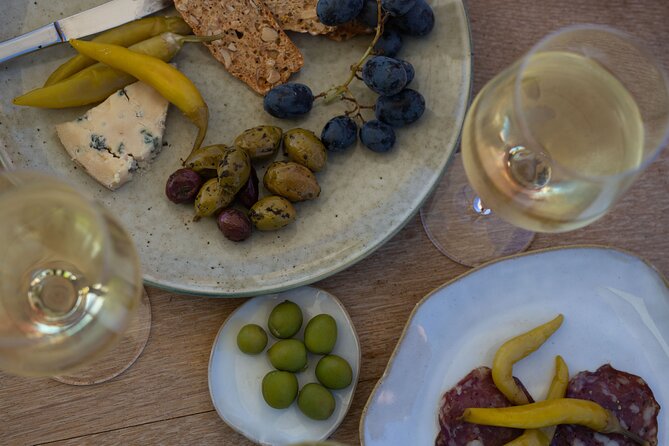 Cheese + Chill - The 90-minute flow: how your tasting session unfolds