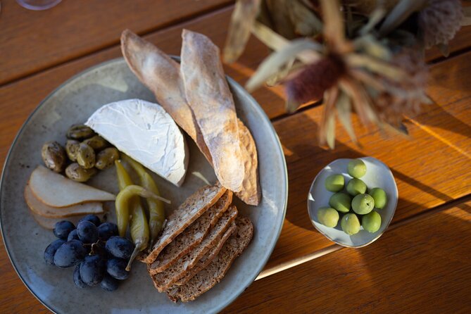 Cheese + Chill - The cheeseboard: why pairing is the real star here