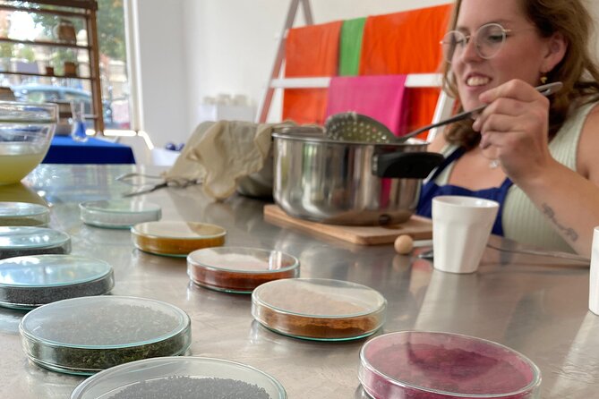 Cheese making workshop next to De Hallen, heart of Amsterdam - What you make: two fresh cheeses and the rennet vs acid difference
