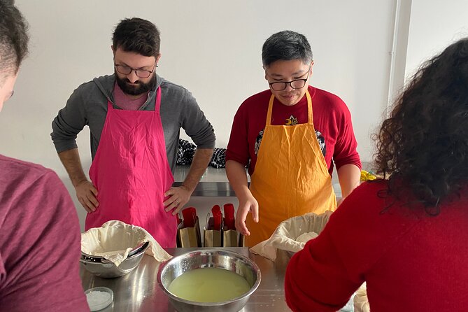 Cheese making workshop next to De Hallen, heart of Amsterdam - What you take home: two cheeses, tools, and recipes by email