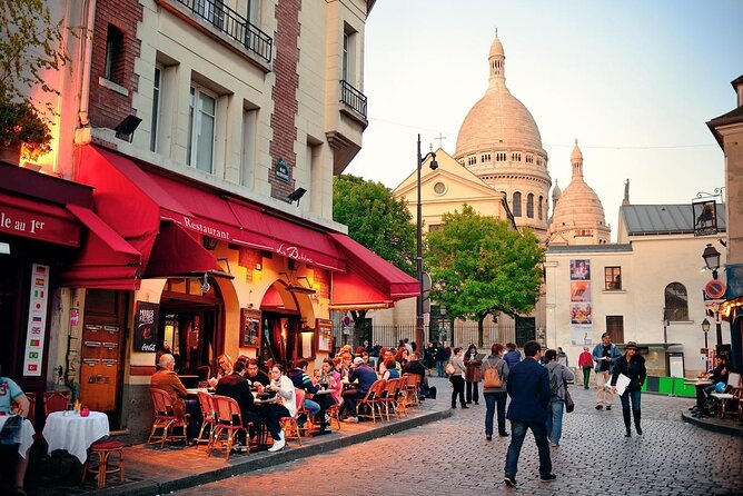 Cheese & Wine Tasting in Montmartre with a Local Cheesemonger - Why this Montmartre cheese and wine tasting feels so Parisian