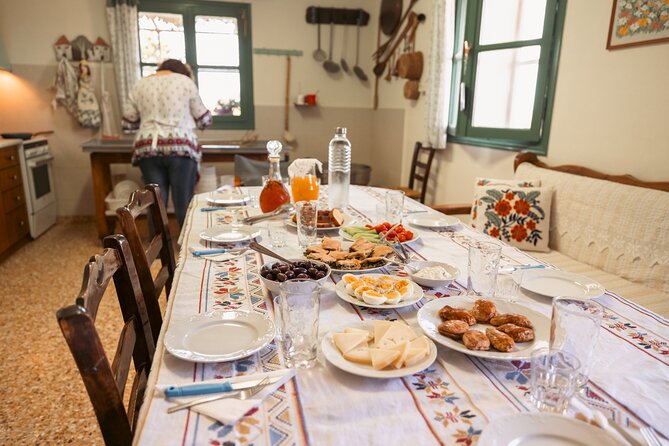 Cheese & Wine Trails - Naxos - Cheesemaking with Arseniko: More Hands-On Than You’d Expect