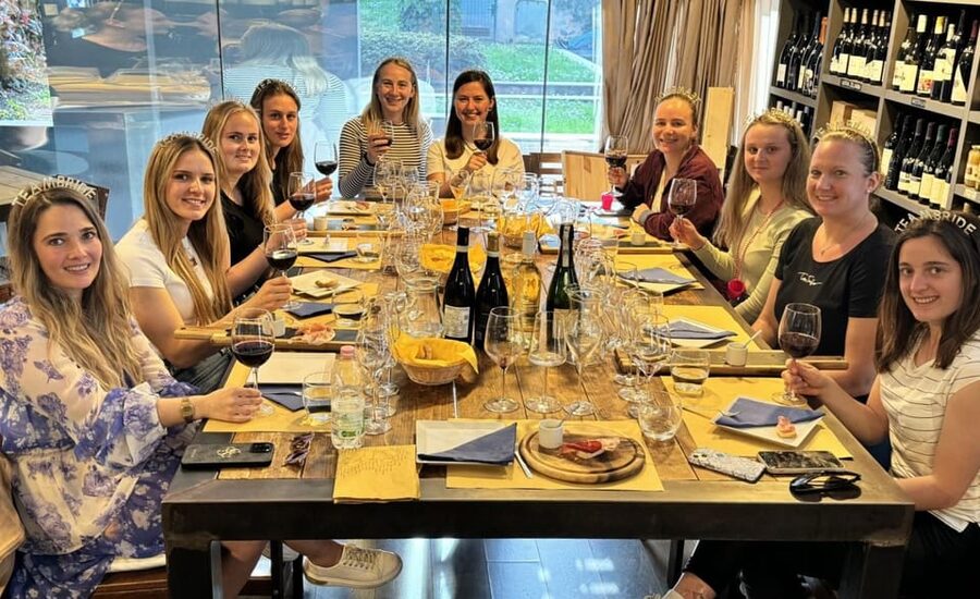 Como: Wine Tasting Experience with Cheese and Cold Cuts - Choosing 4 wines or going for 7: what the options really change