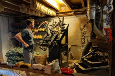Countryside Bike Tour from Amsterdam: Cheese, Clogs & a Windmill - Krijtmolen d’Admiraal Windmill: Why 1792 Still Matters