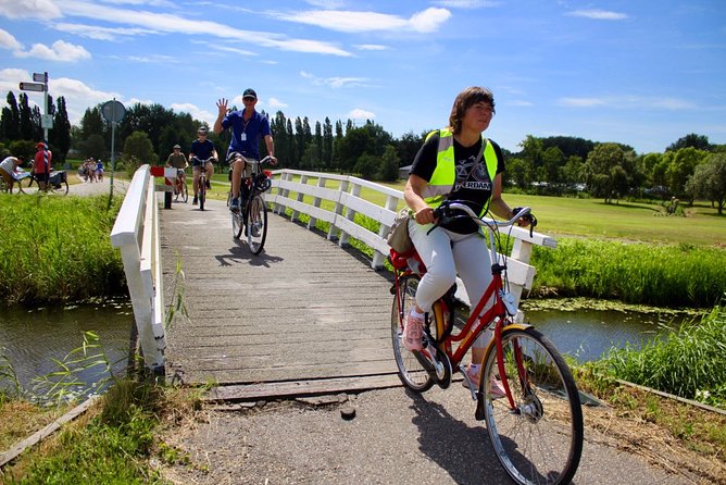 Countryside Fishermen Villages & Cheese E-bike Tour - Sint Nicolaaskerk (1628): Waterland’s Green-House Postcard Moment
