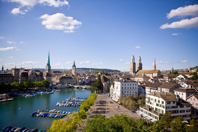 Culinary Tour from Zurich with Traditional Swiss Cheese Fondue Dinner - Adliswil and Felsenegg: the cable car ride that changes the whole tone