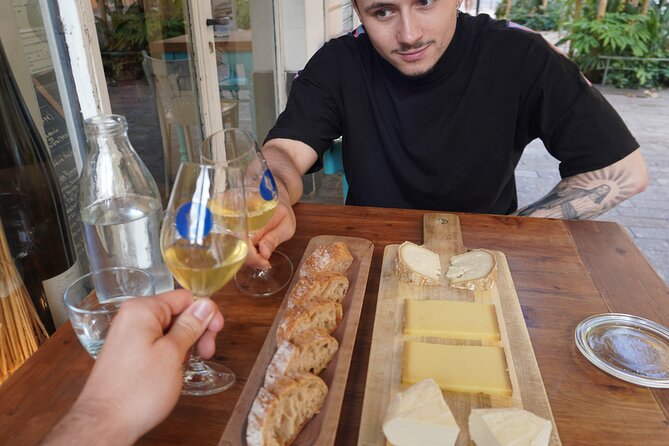Discover our Terroirs and Tasting Cheese and Wine - Inside the cheese-cellar table: what the 1 hour really feels like