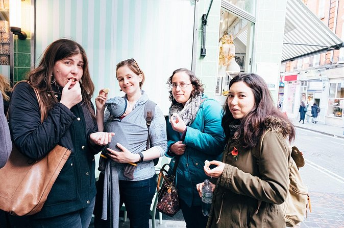 Edinburgh Cheese Crawl : Guided Food Tour - The prosecco moment: why the drink pairing matters