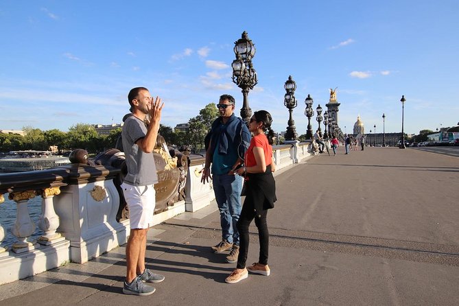 First Day Bike Tour, Top Sights, hidden gems, Wine&Cheese picnic - Place Dauphine and Notre-Dame: Story-Driven Stops Without Getting Stuck
