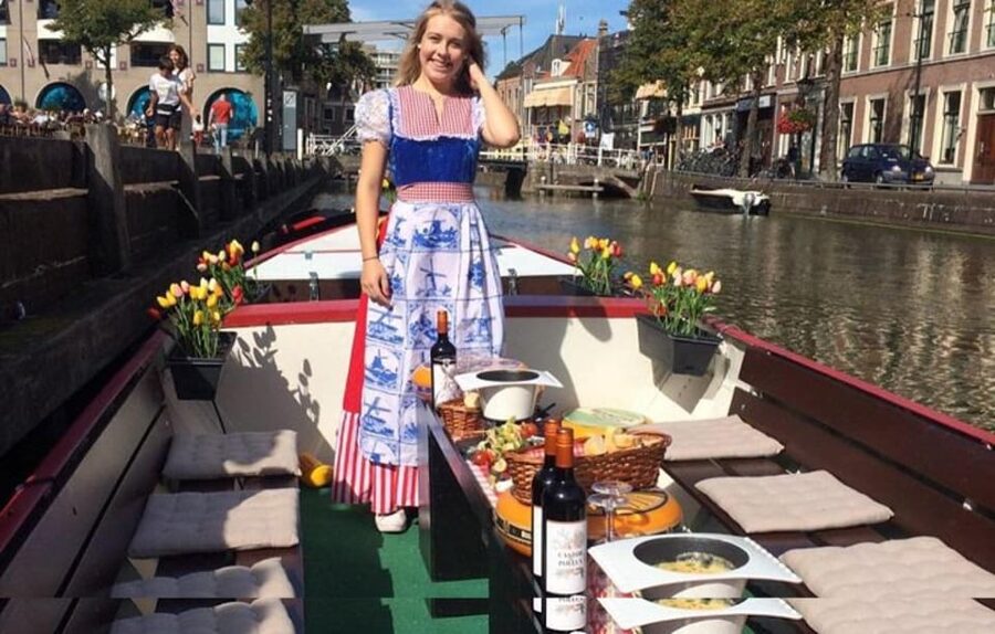 From Amsterdam; Alkmaar Cheese market & Zaanse Schans - What a live guide really adds (and what it can’t fix)
