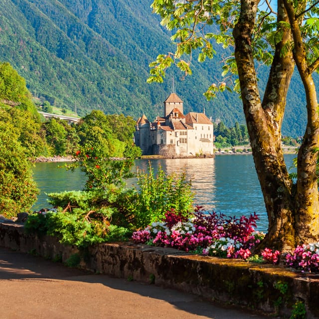 From Geneva: Gruyeres Castle, Cheese, Chocolate & Montreux - Who This Tour Fits Best