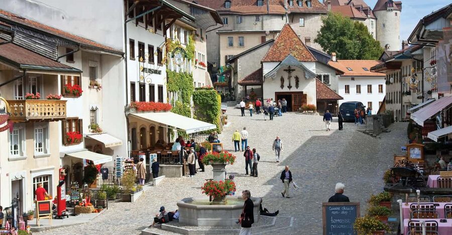 From Geneva: Gruyères Private Tour Cheese & Chocolat Factory - Key highlights to know before you go