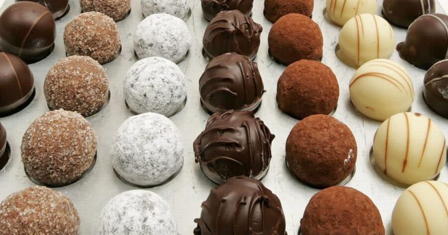 From Geneva: Gruyères Private Tour Cheese & Chocolat Factory - Price and logistics: is $646 per person good value for this private day?