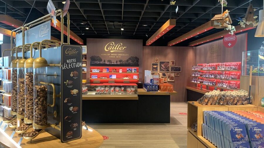 From Montreux: Gruyères City Cheese and Chocolate Day Tour - Small-group feel: how it changes the day