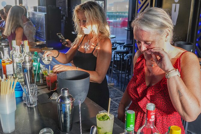 Fuerteventura Wine & Cheese Experience - Painting on canvas, photos, and the final surprise