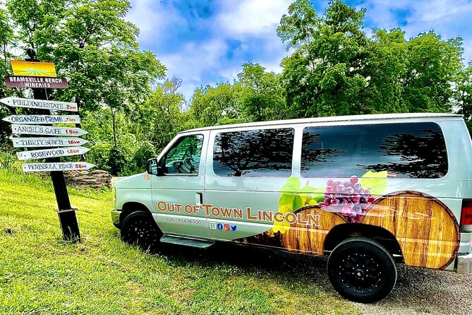 Full-Day Group Wine Tour (with cheese and charcuterie) in Niagara-on-the-Lake - Caroline Cellars and Château des Charmes: what changes and what stays