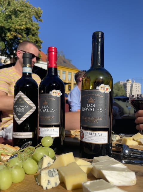 Groningen: Evening Cheese and Wine cruise - Noorderhaven and the Living Boats Feel Like Real City Life