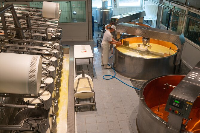 Gruyères, Cheese Factory & Maison Cailler Day Trip from Bern - Maison Cailler: chocolate-making and tasting that closes the loop