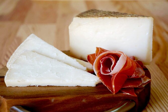 Guided Tour Montesdeoca Cheese Factory - Cheese and Wine Tasting - Key things to know before you go