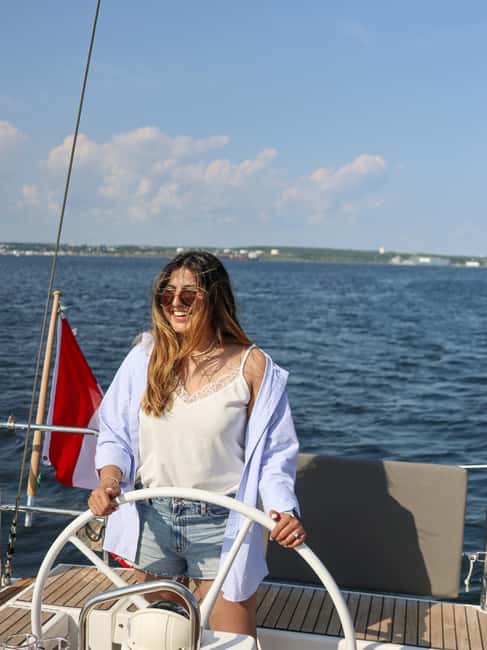 Halifax: Sunset Wine and Cheese Sailboat Cruise - Where you meet J Farwell Sailing Tours (and how to find it fast)