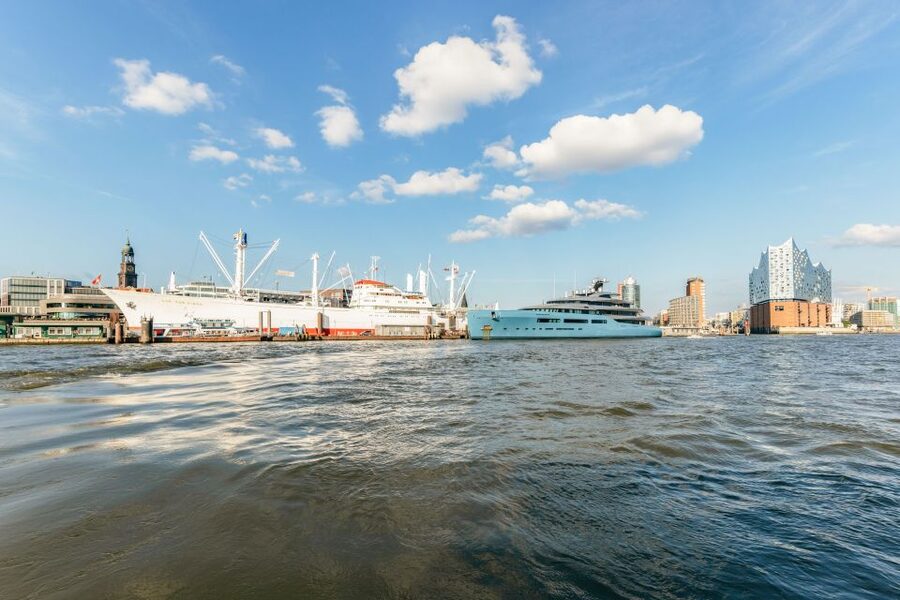 Hamburg: Harbor Cruise with Wine and Cheese - Price and value: is $49 worth it?