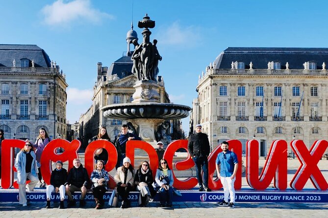 Highlights of Bordeaux Walking Tour + Wine & Cheese Tasting - Place du Parlement and the fountain-energy reset