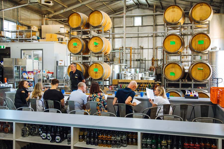 Hunter Valley: Wine, Spirits, and Cheese Tour with Lunch - Stop One to Three: How the Wine Tasting Circuit Works