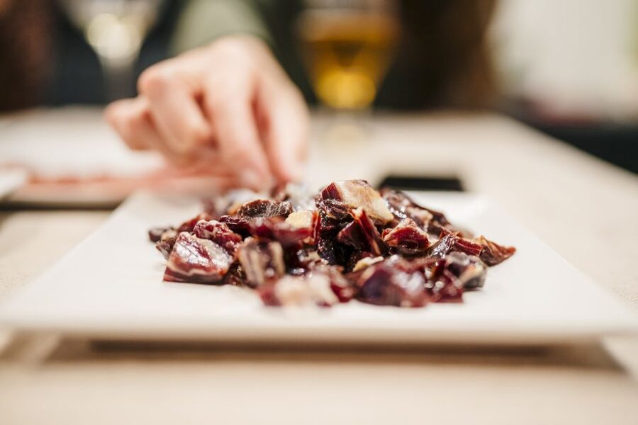 Jamón Experience Master Plus: Ham, Wine & Cheese Tasting - Wine pairing: cava, white, and red as flavor tools