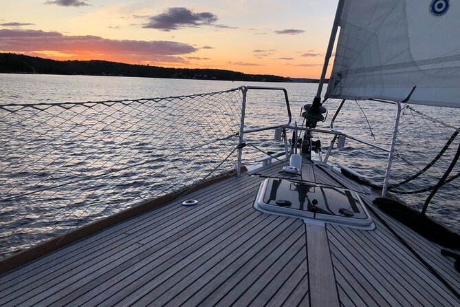 JFarwell Sunset Wine and Cheese Yacht Sailing - Practical tips before you go
