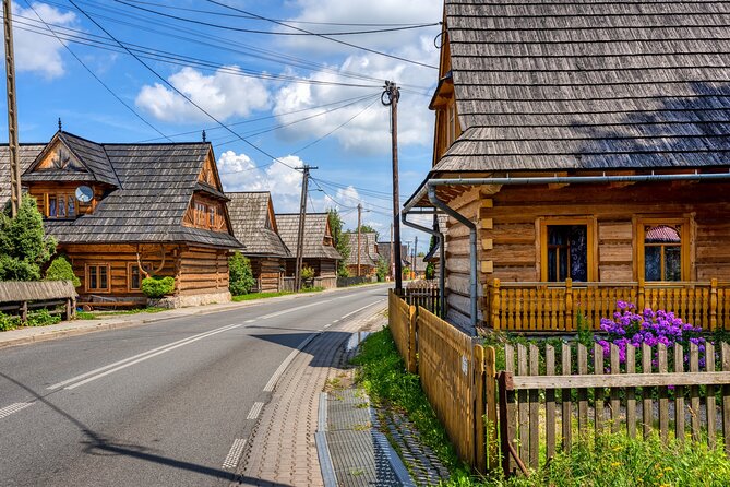 Krakow Zakopane Cable Car Vodka Cheese and Hot Springs Tour - Gubałówka by cable car: the easy way to get mountain views
