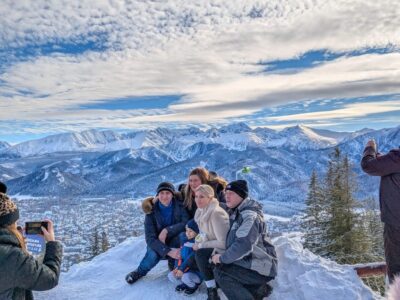 Krakow: Zakopane Cable Car, Vodka, Cheese & Hot Springs Tour - Chochołów’s wooden village: culture before the chairlift