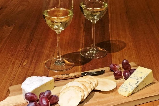 Lake Wanaka 1-Hour Cruise Including Wine and Cheese - Key Things to Know Before You Board