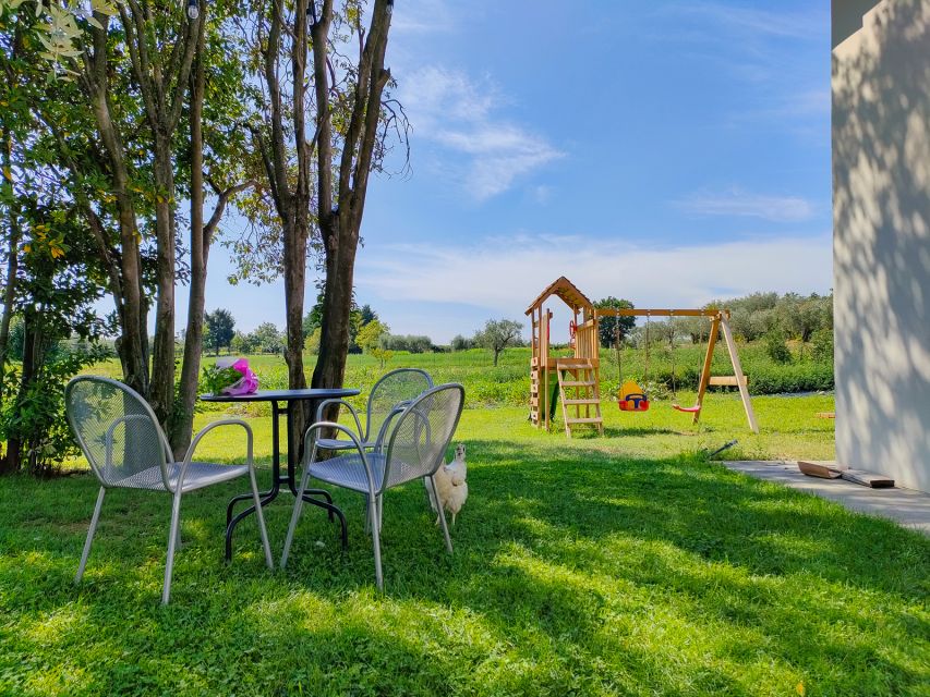 Lazise: Wine Tasting with Charcuterie and Cheese Board - The food board: charcuterie, cheese, bread, bruschette, and garden vegetables