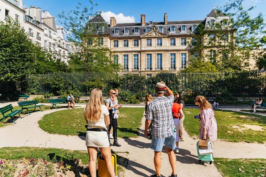 Le Marais Walking Food Tour with Cheese, Wine & Pastries - Key things to know before you go